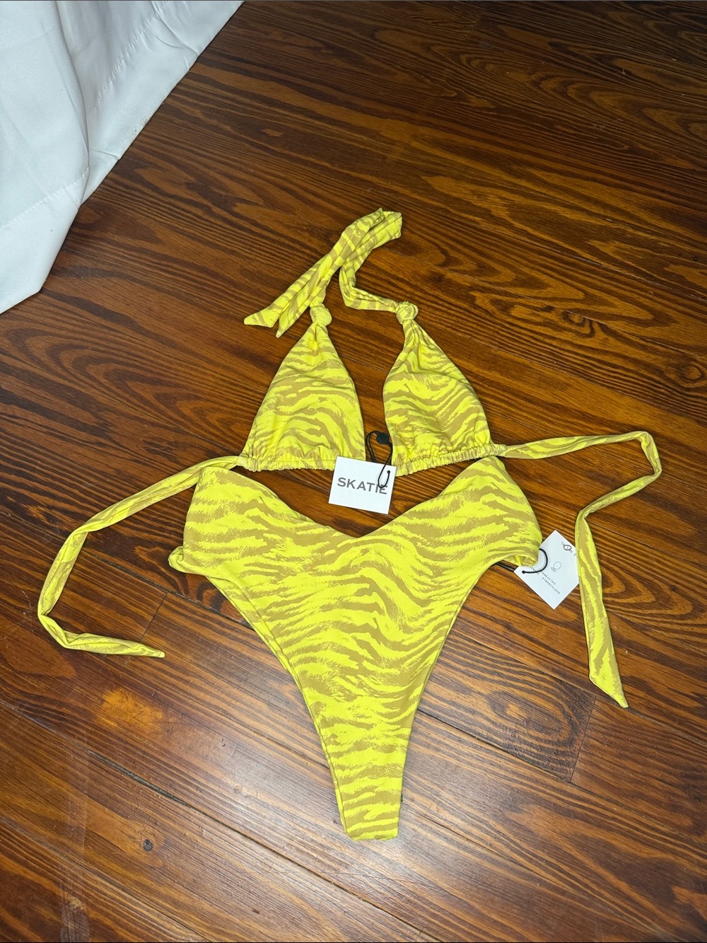 SKATIE Yellow Zebra-Print bikini
